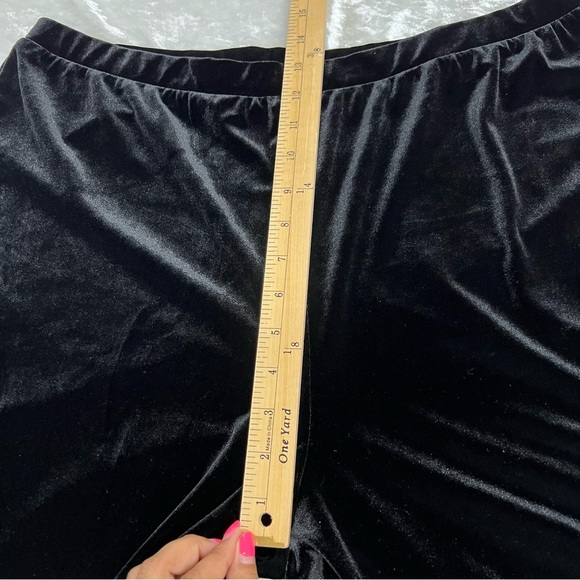 Chicos Travelers 3R US 16/18R  Velvet Jogger Pants Pull On Elastic Waist Black - Picture 5 of 11